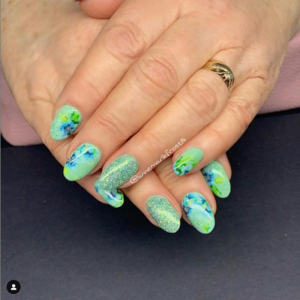Mint Green Gold Effect Glitter Mix - Image 4