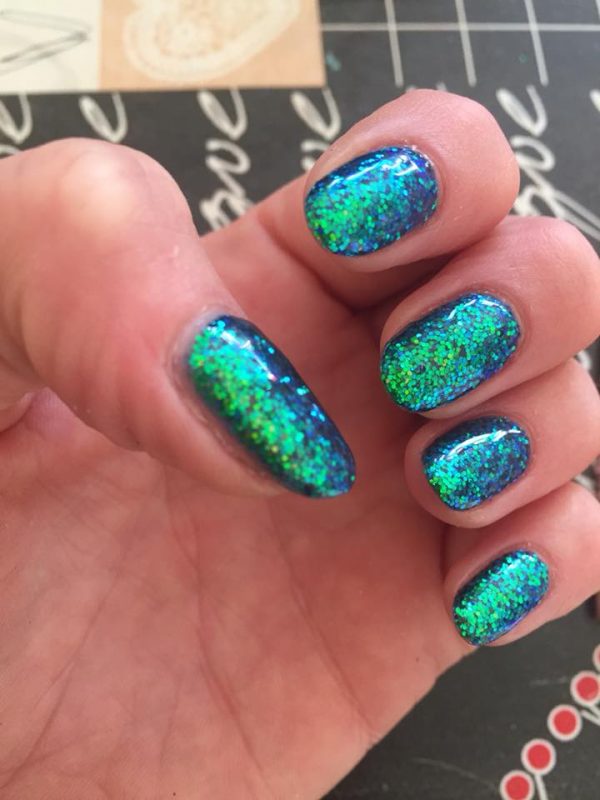 Peacock Chameleon Glitter Mix .015 Glitter - Image 4