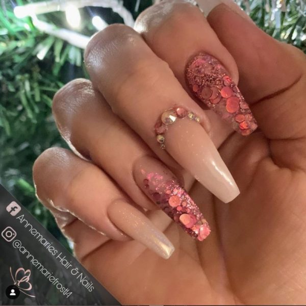 Chameleon Pink to Champagne Dot Glitter Mix - Image 9
