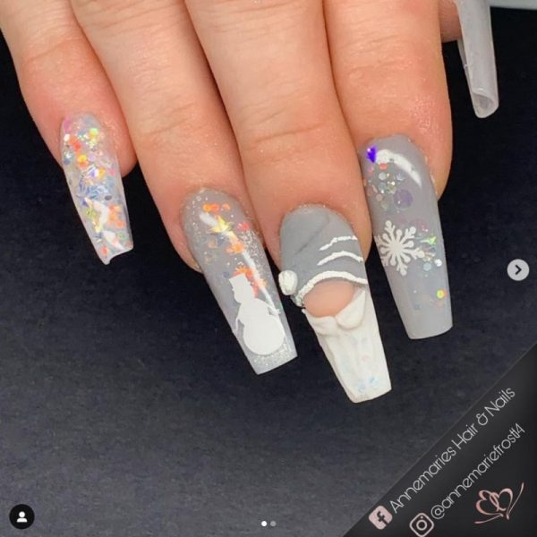 Christmas Reindeer Snowflake Penguin Igloo Snowman Nail Art Vinyl Stickers 23 Designs 52 Stickers Per Sheet 4 Colour Choices - Image 6