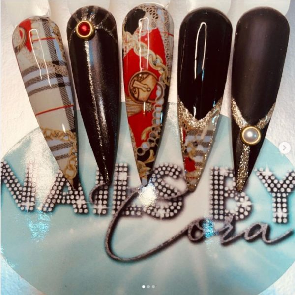 Designer Inspired Nail Art Foil Design 2 - Image 4