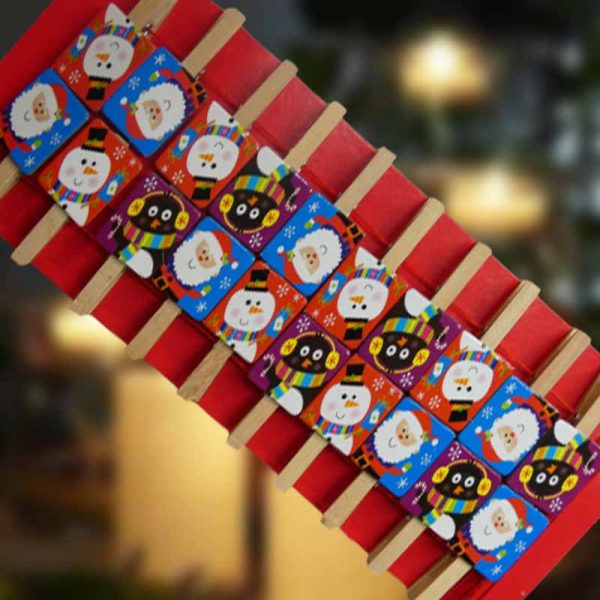 20 Christmas Card Holder Garland Wooden Pegs