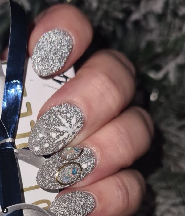 Christmas Glow In The Dark Glitter Mix - Image 4