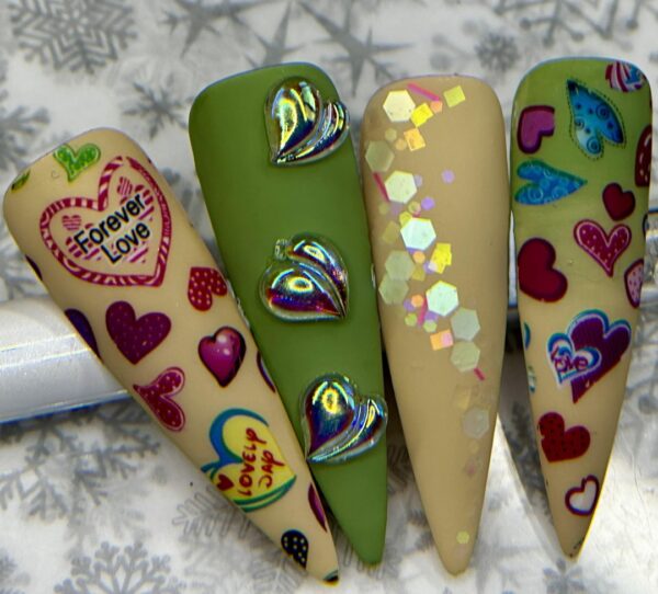 Aurora Acrylic Love Heart Nail Charms x 8 - Image 2