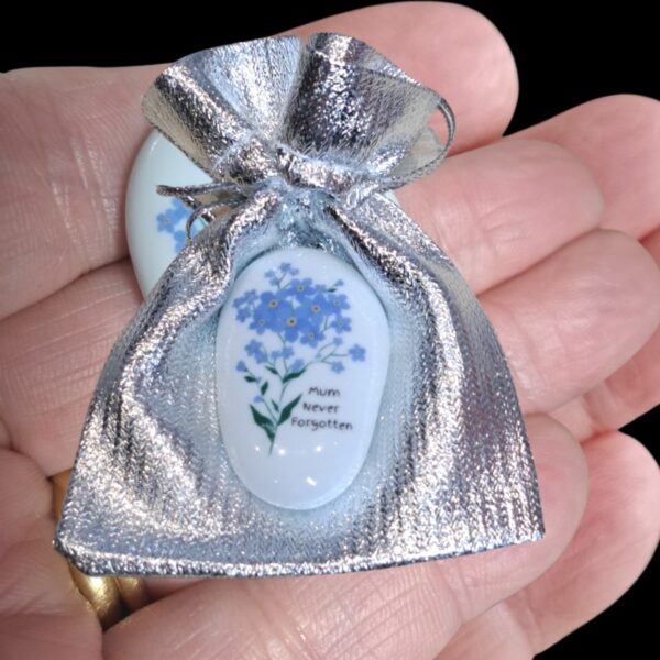 Bereavement Mum Pocket Hug Pebble Family Loss Gift Keepsake Memorial Gift Memory Pebble - Image 2