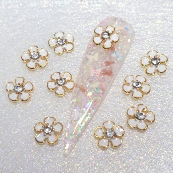 White Flower Crystal Nail Art Charms x 1 Piece