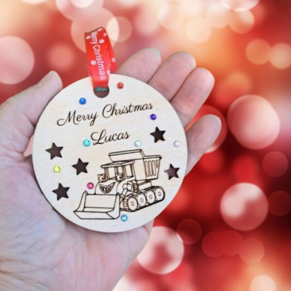 Bob The Builder Xmas Baubles, Personalised Bob The Builder Baubles, Wooden Rustic Crystal Xmas Tree Baubles, Kids Xmas Baubles, Pre School Kids Cartoon Baubles - Image 6