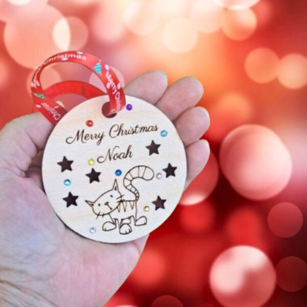 Bob The Builder Xmas Baubles, Personalised Bob The Builder Baubles, Wooden Rustic Crystal Xmas Tree Baubles, Kids Xmas Baubles, Pre School Kids Cartoon Baubles - Image 7