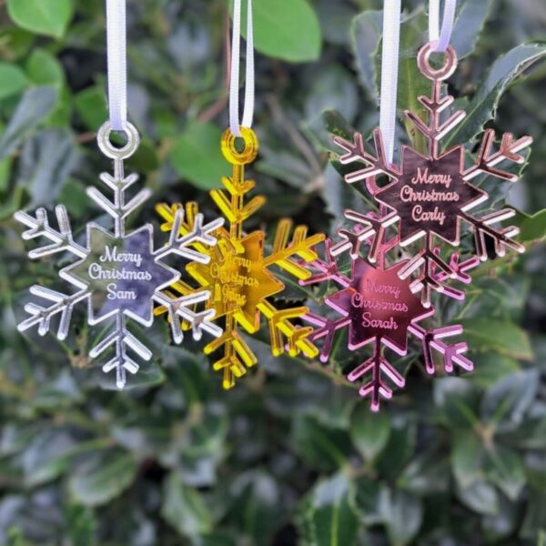 Snowflake Personalised Bauble, Name Engraved Baubles, Christmas Tree Ornament, Xmas Decorations, Secret Santa Gift Ideas