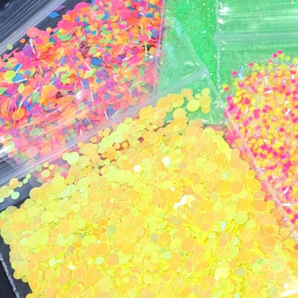 Nail Art Glitters, 4 x 5g Packs, Craft Glitter, Resin Glitter Mixes, Wax Melts Glitter, Set 19 Glitter Mix Bundle - Image 3