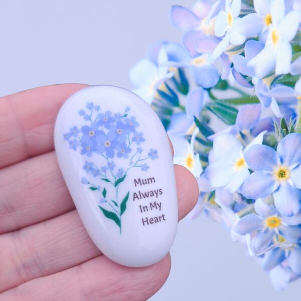 Bereavement Mum Pocket Hug Pebble, Family Loss Gift Keepsake, Memorial Gift Memory Pebble, Dad Memorial Comfort Stone - Image 3