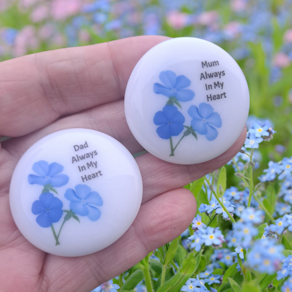 Bereavement Hug Pebble Forget Me Not