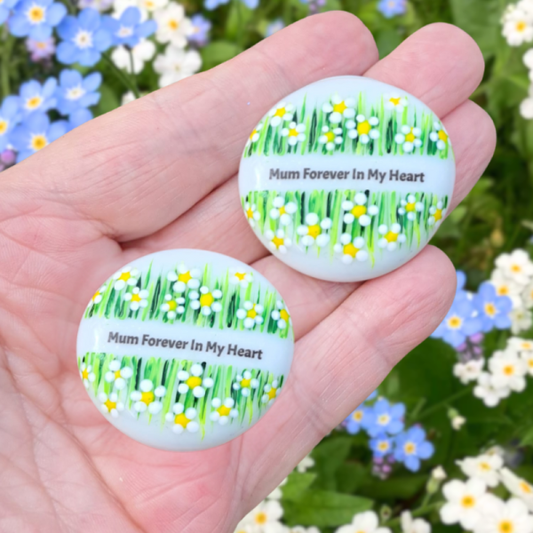 Mum Bereavement Pocket Hug Pebbles, Dad Memorial Stone Mum And Dad Forget Me Not Memorial Gifts - Image 5